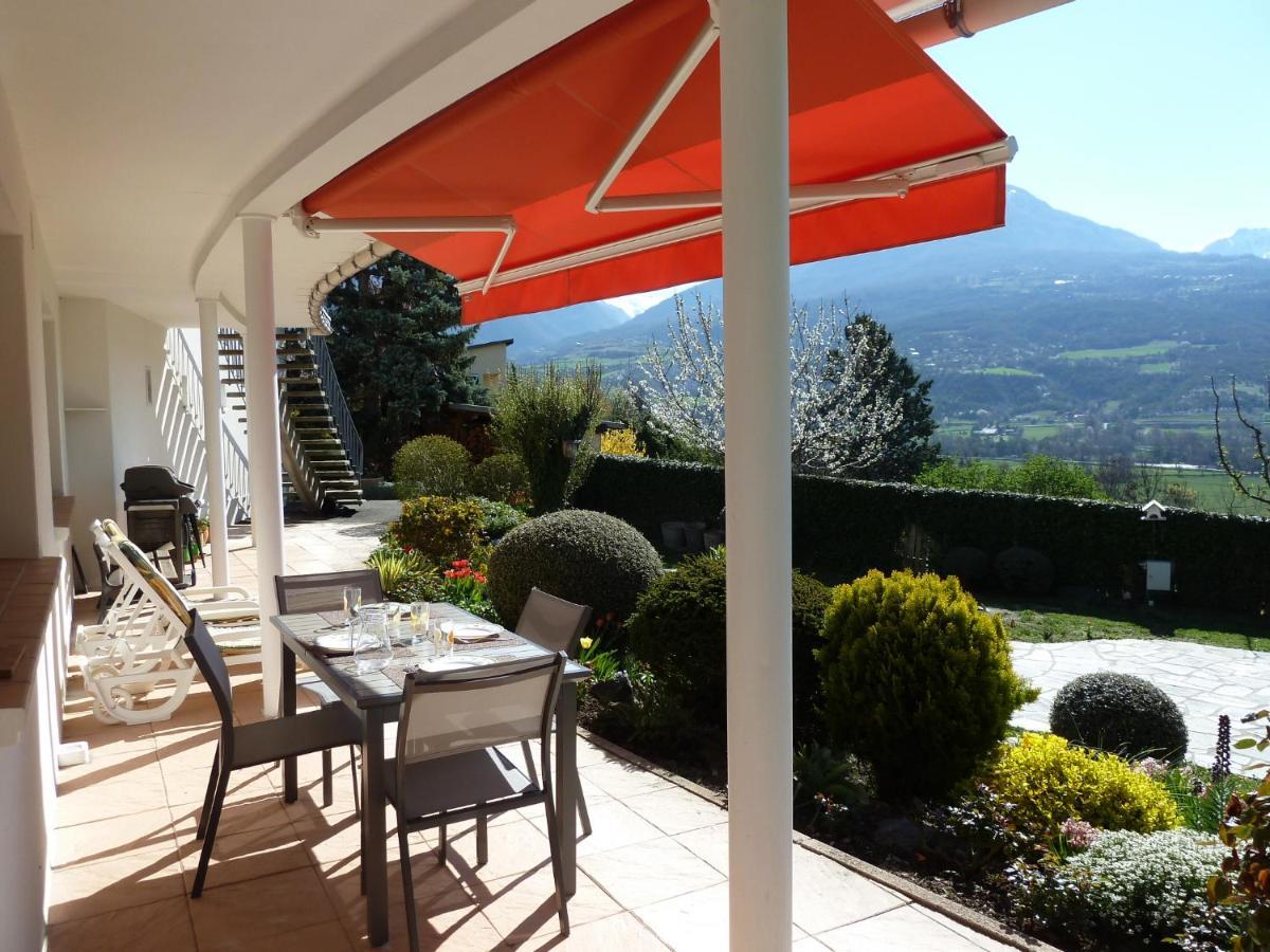 Vue Sur Les Montagnes Apartment Embrun Exterior foto
